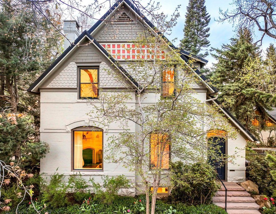 Victorian-style home renovation project by Caliber in Mapleton Hill, Boulder