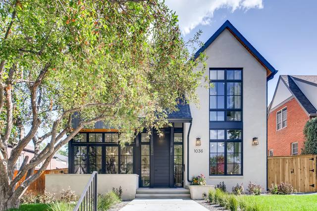 Exterior of a Caliber custom home in Denver