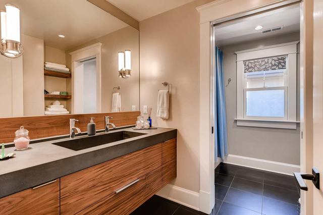 Interior of a Caliber custom home in Denver