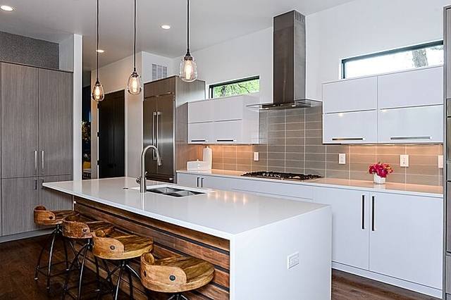 Interior of a Caliber custom home in Denver