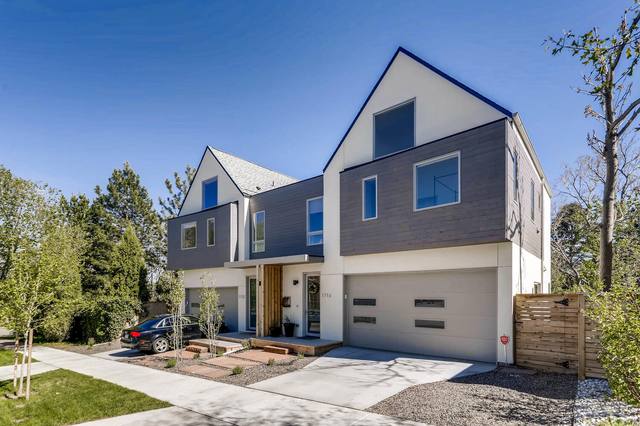 Exterior of a Caliber custom home in Denver