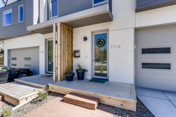 Exterior Front Entry of a Caliber custom home at 1716 W 34th Ave in Denver