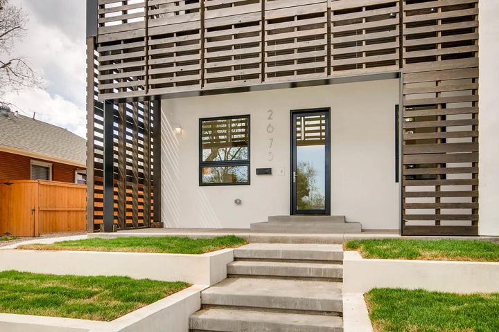Exterior Front Entry of a Caliber custom home at 2675 Meade St in Denver