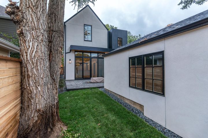Exterior  Back of a Caliber custom home at 610 S Race St in Denver