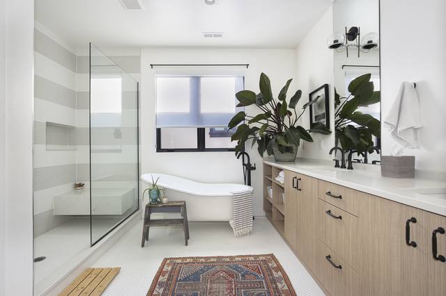 Interior of a Caliber custom home in Denver
