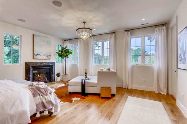 Interior of a Caliber custom home in Denver