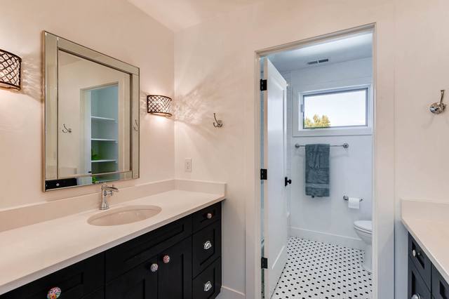 Interior of a Caliber custom home in Denver