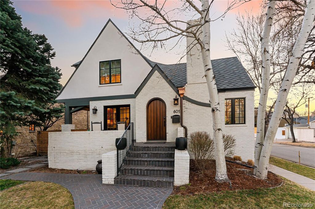 Custom home built by Caliber in Washington Park